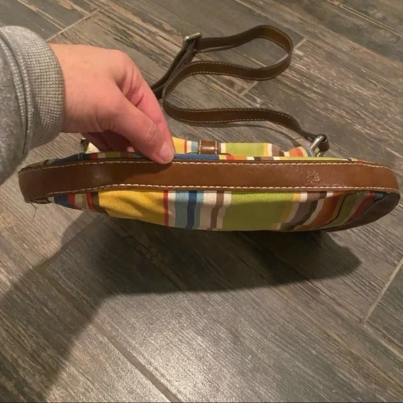 Fossil striped canvas leather crossbody satchel - Picture 4 of 11